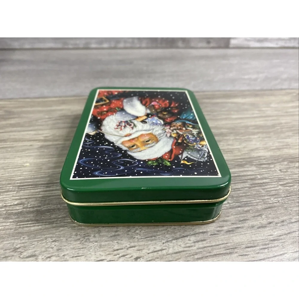 Vintage Lynn Bywaters Christmas Tin Santa 1990 Hong Kong‎